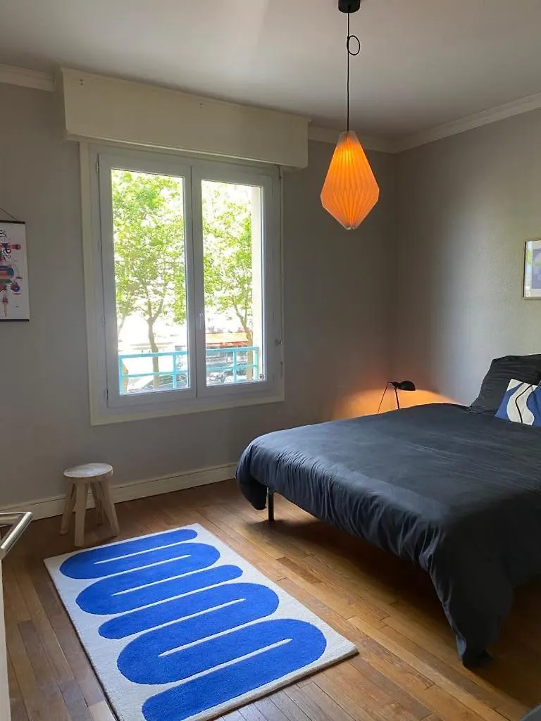 Hypercentral Flat For 6 In لوريا 0*,  فرنسا